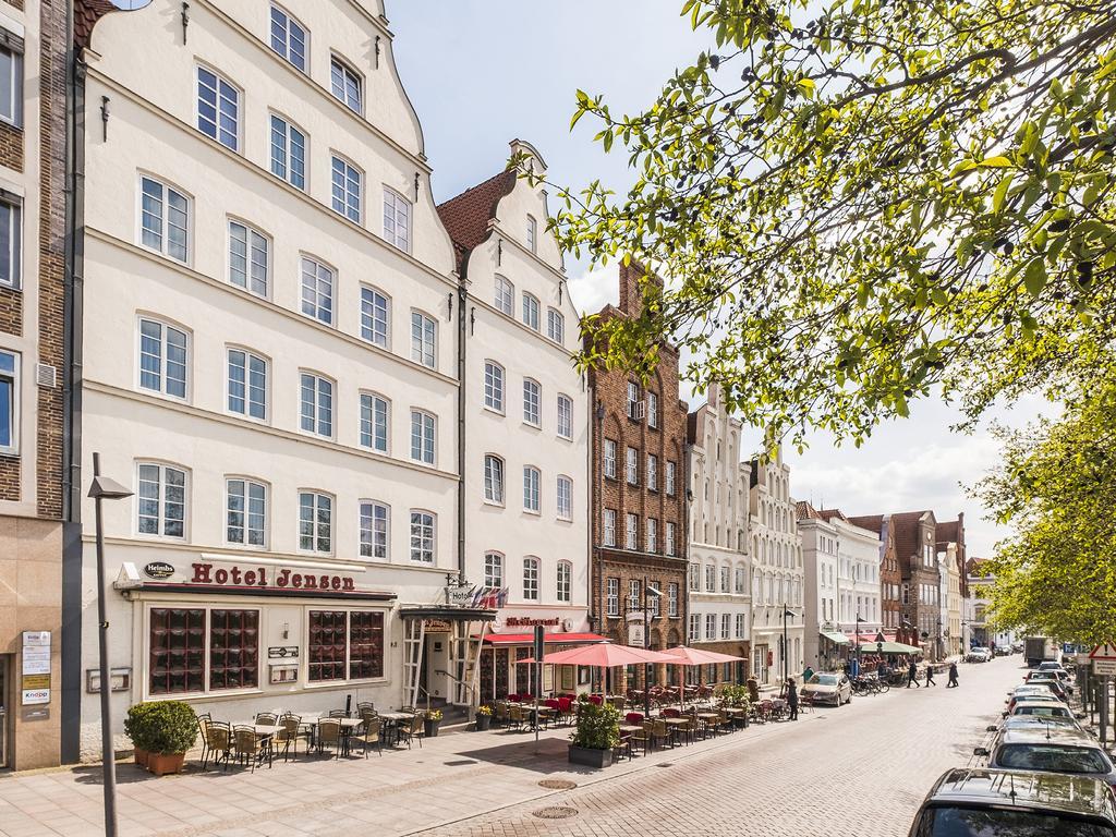 Hotel Jensen Lubeck Exterior photo